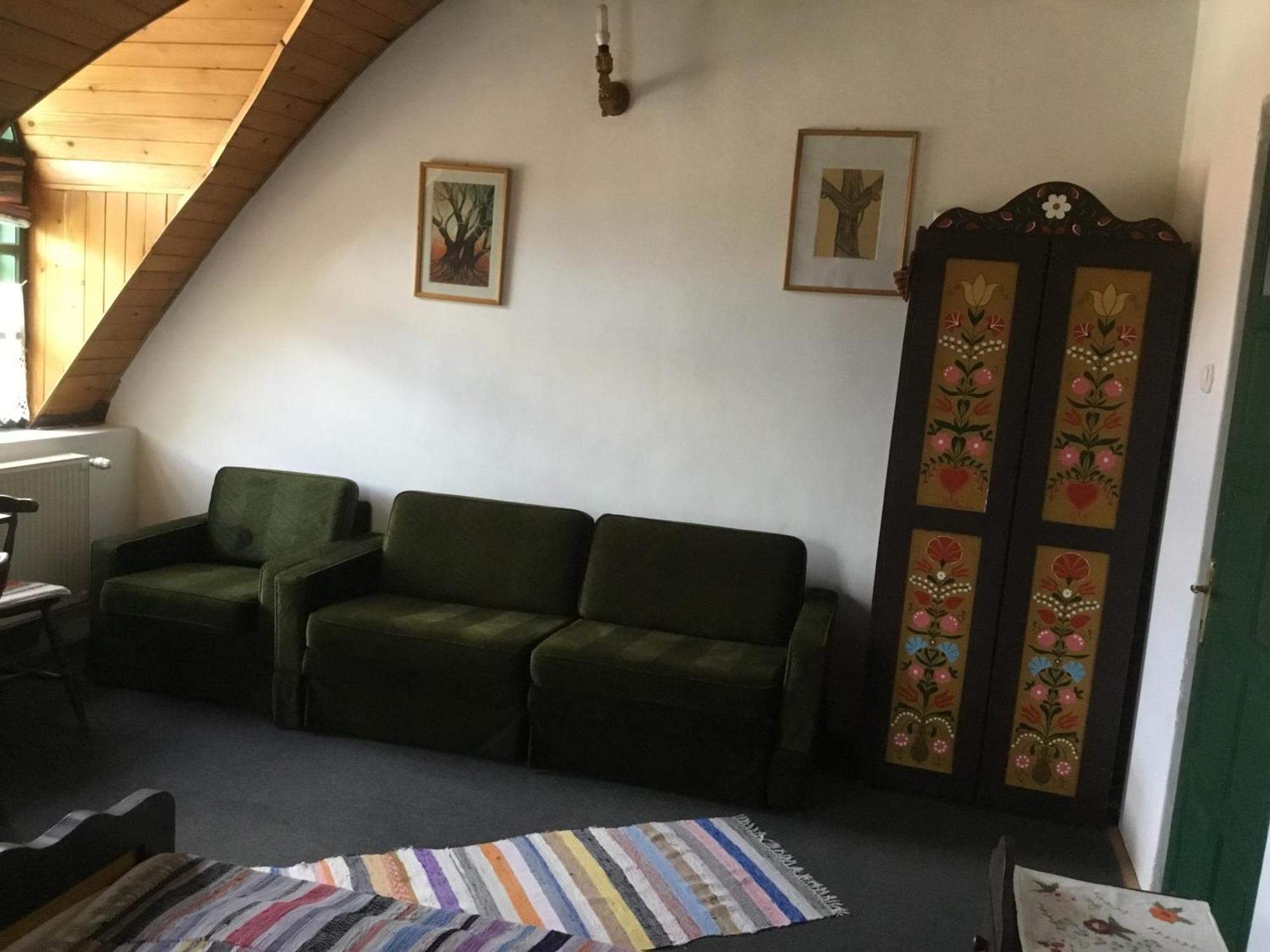 Gobe Csarda Hotel Орадеа Екстериор снимка